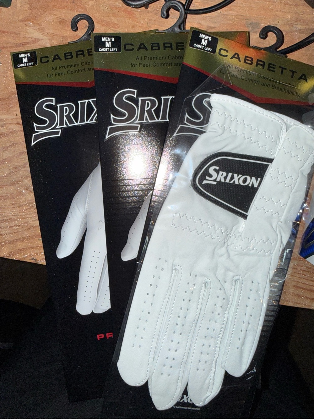 Srixon (Pack of 3) Men’s White Cabretta Leather Golf Glove - Left Hand Cadet M